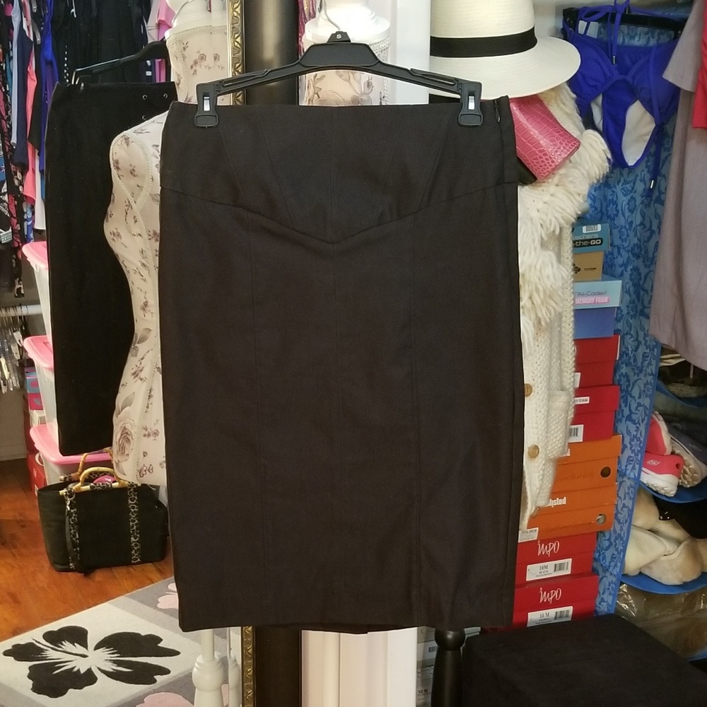 Sele NWOT Pencil Skirt